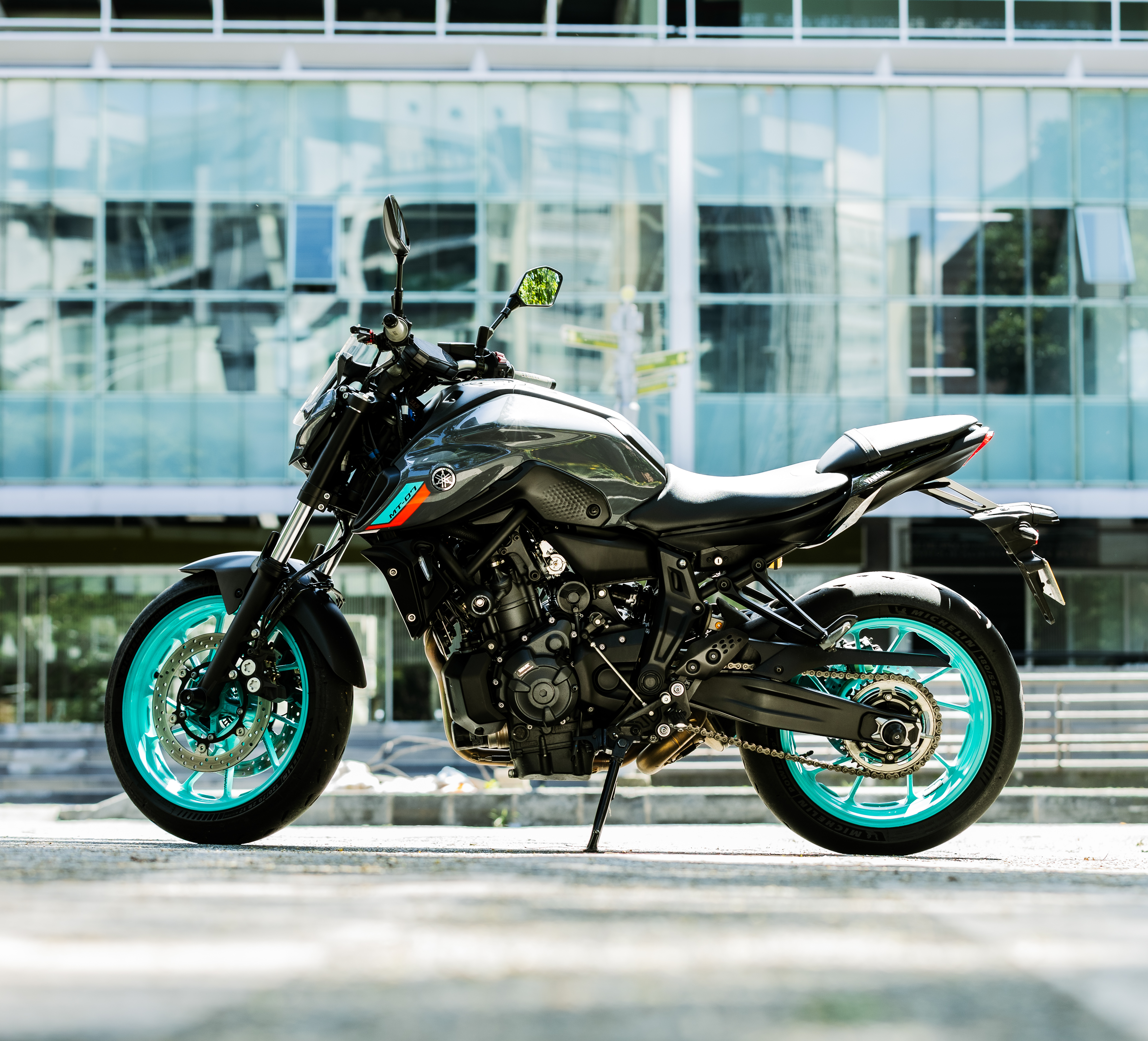 Yamaha MT-07 - Perfil Lateral
