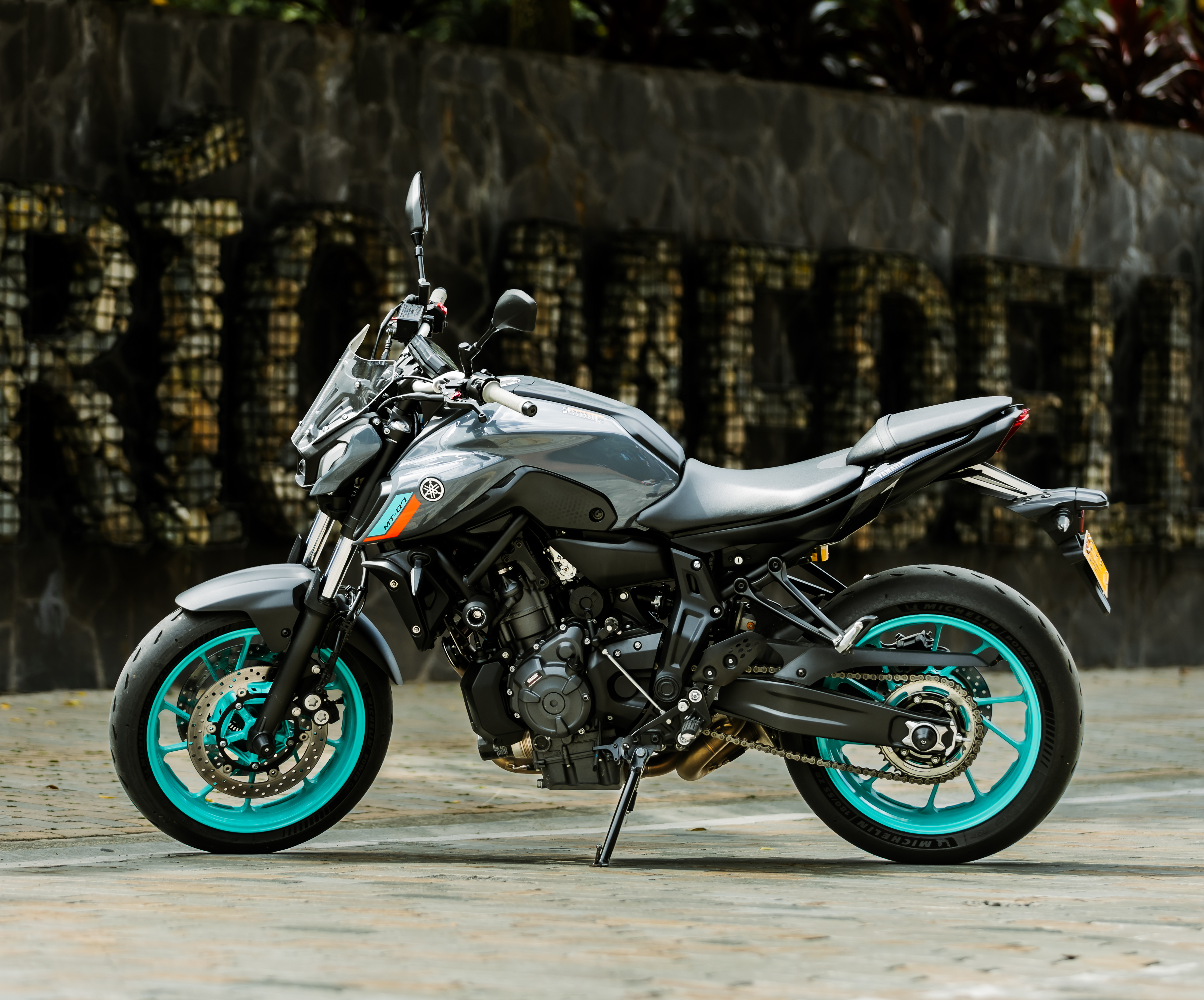 Yamaha MT-07 - Vista 12